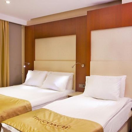 The Coach Hotel Истанбул Екстериор снимка