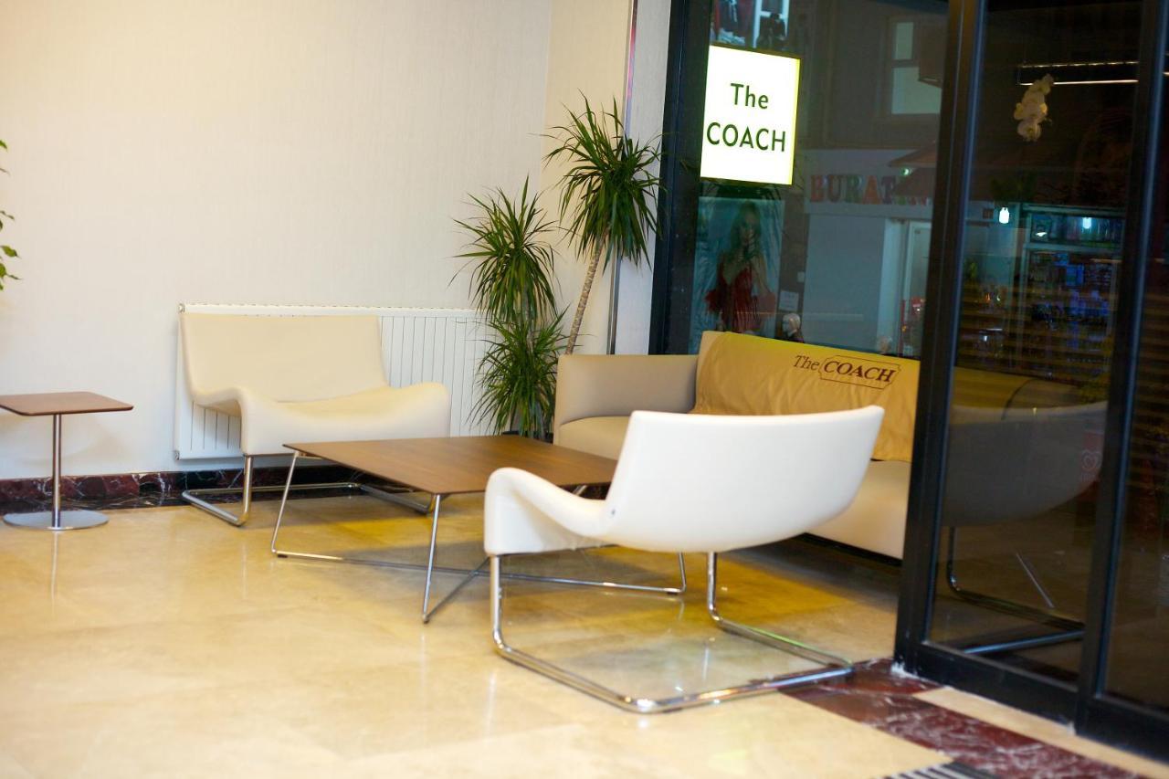 The Coach Hotel Истанбул Екстериор снимка