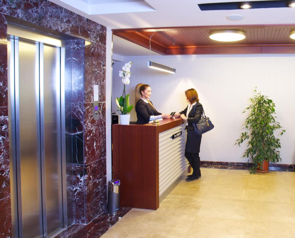 The Coach Hotel Истанбул Екстериор снимка