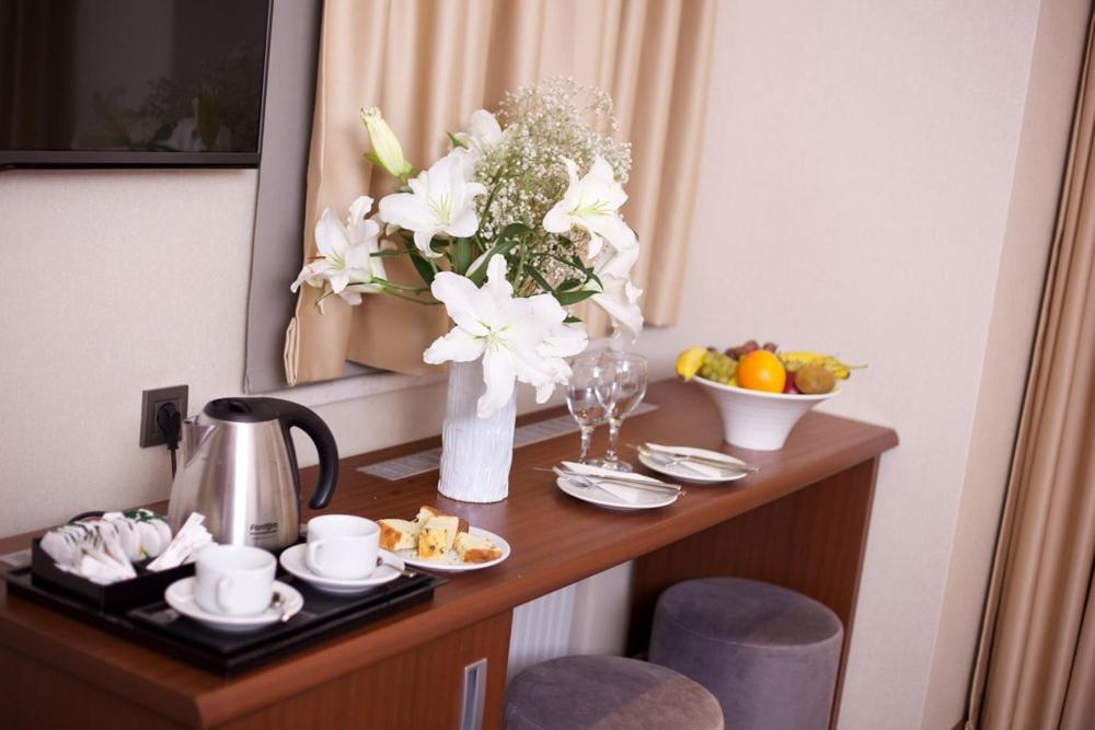 The Coach Hotel Истанбул Екстериор снимка
